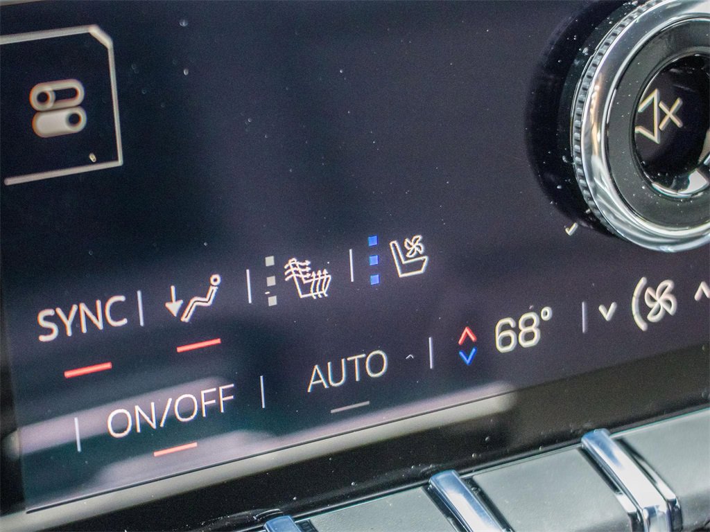 New 2025 GMC Yukon XL Denali image 30