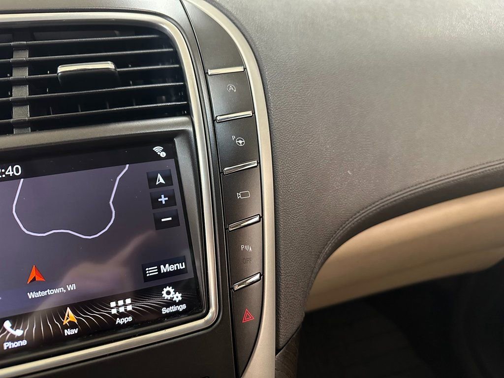 Used 2019 Lincoln Nautilus Reserve FWD image 28