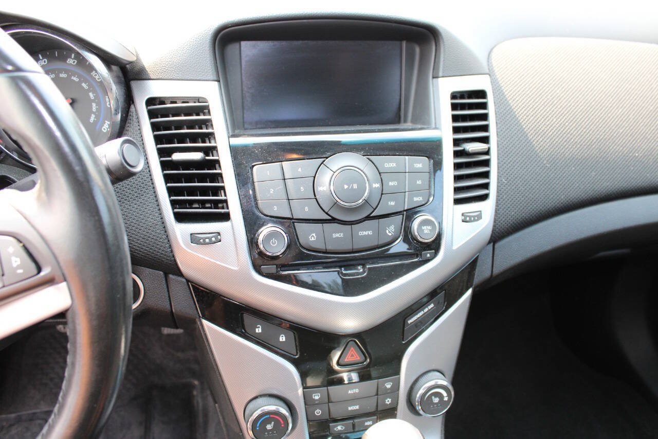 Used 2013 Chevrolet Cruze LTZ w/ Enhanced Safety Package FWD image 15