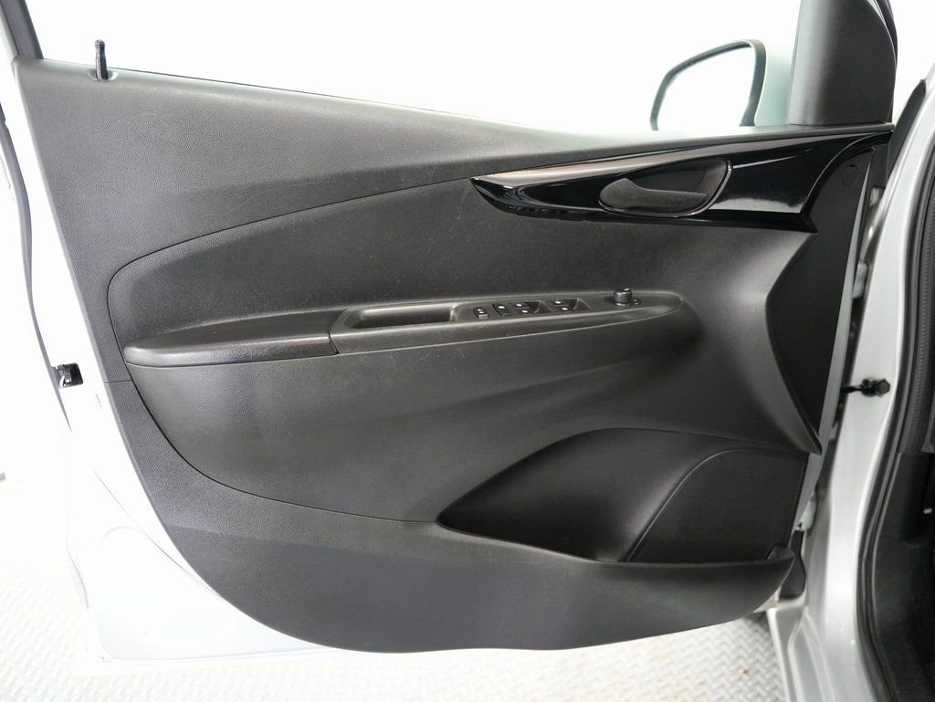 Used 2021 Chevrolet Spark LT FWD image 39