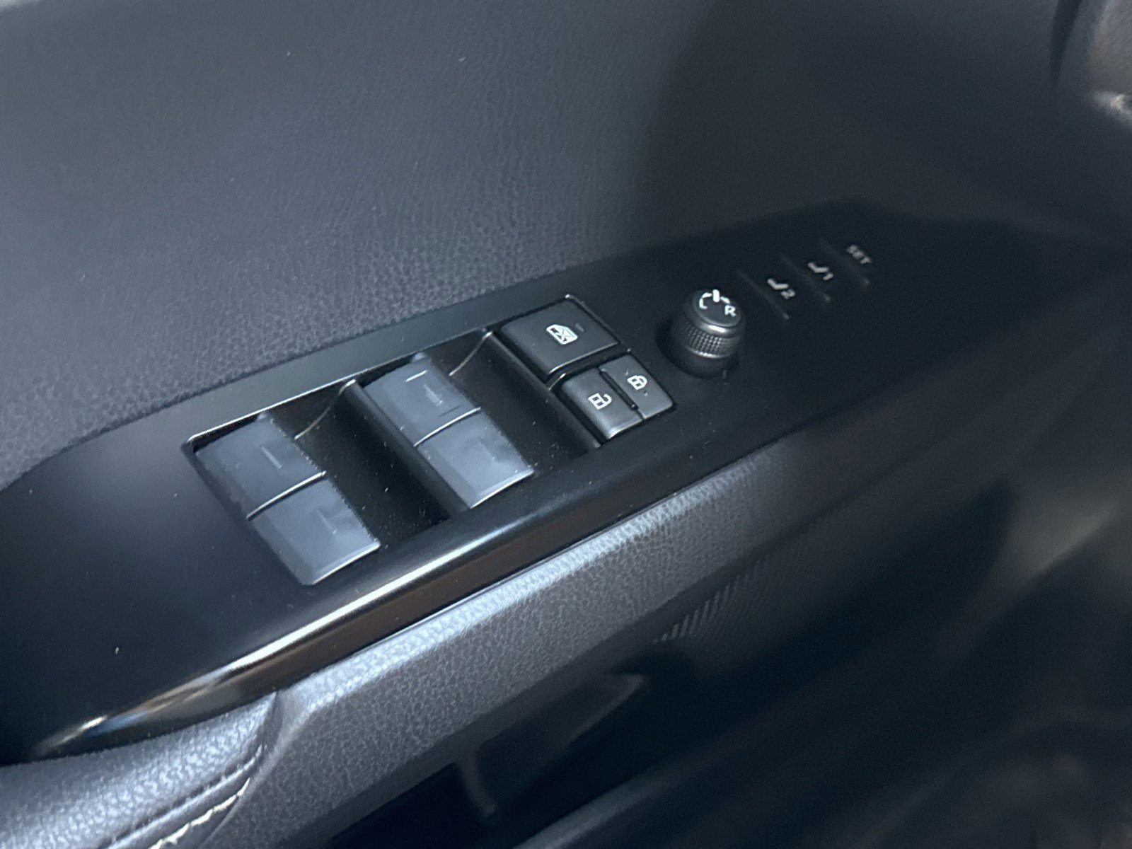 Used 2026 Toyota Camry XLE w/ Premium Plus Package image 18