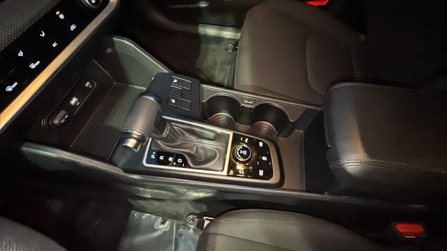 Used 2024 Kia Sportage LX image 22