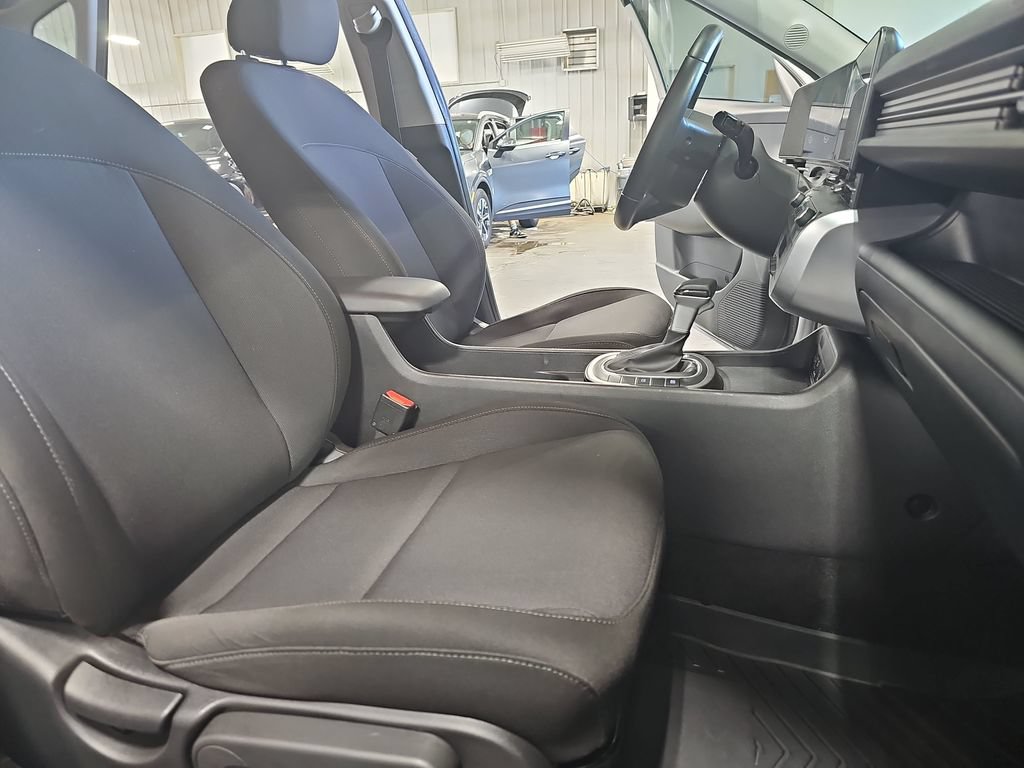 Used 2024 Hyundai Kona SEL AWD/4WD image 10
