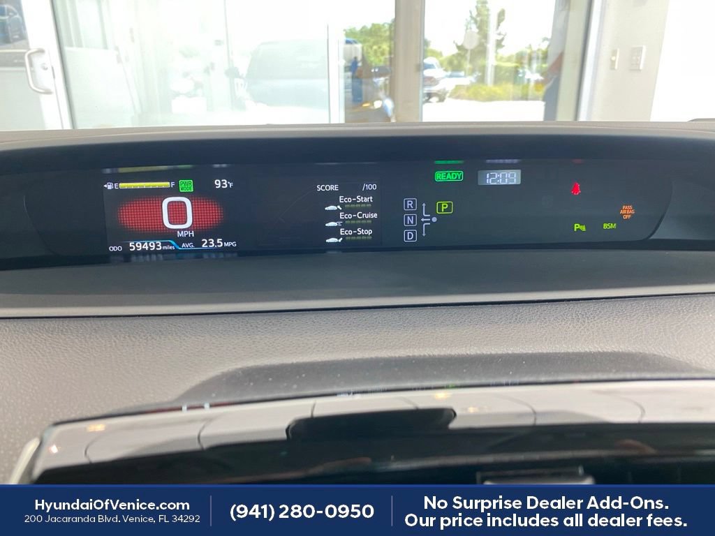 Used 2022 Toyota Prius LE FWD image 25