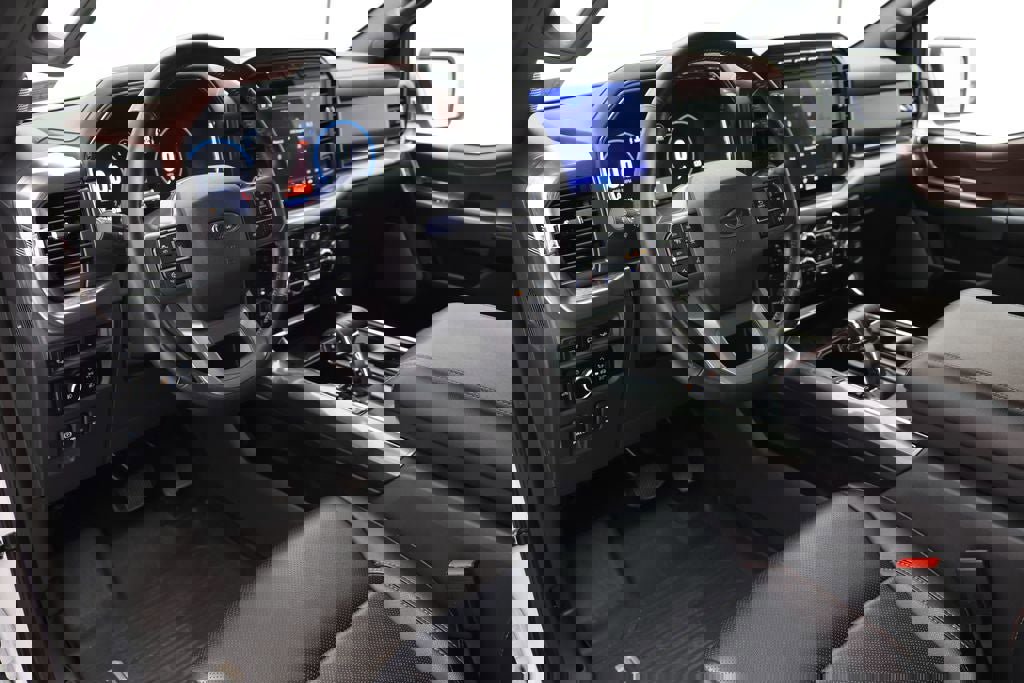 Used 2023 Ford F150 Lariat w/ Equipment Group 502A High image 19