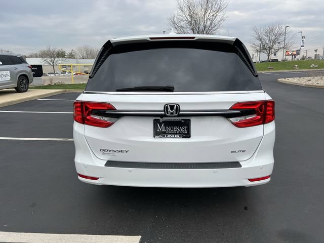 Used 2024 Honda Odyssey Elite image 4