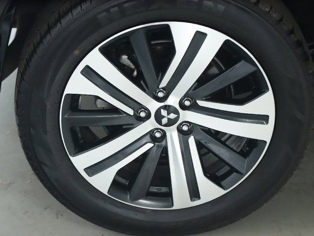 Used 2025 Mitsubishi Outlander Sport AWD image 12