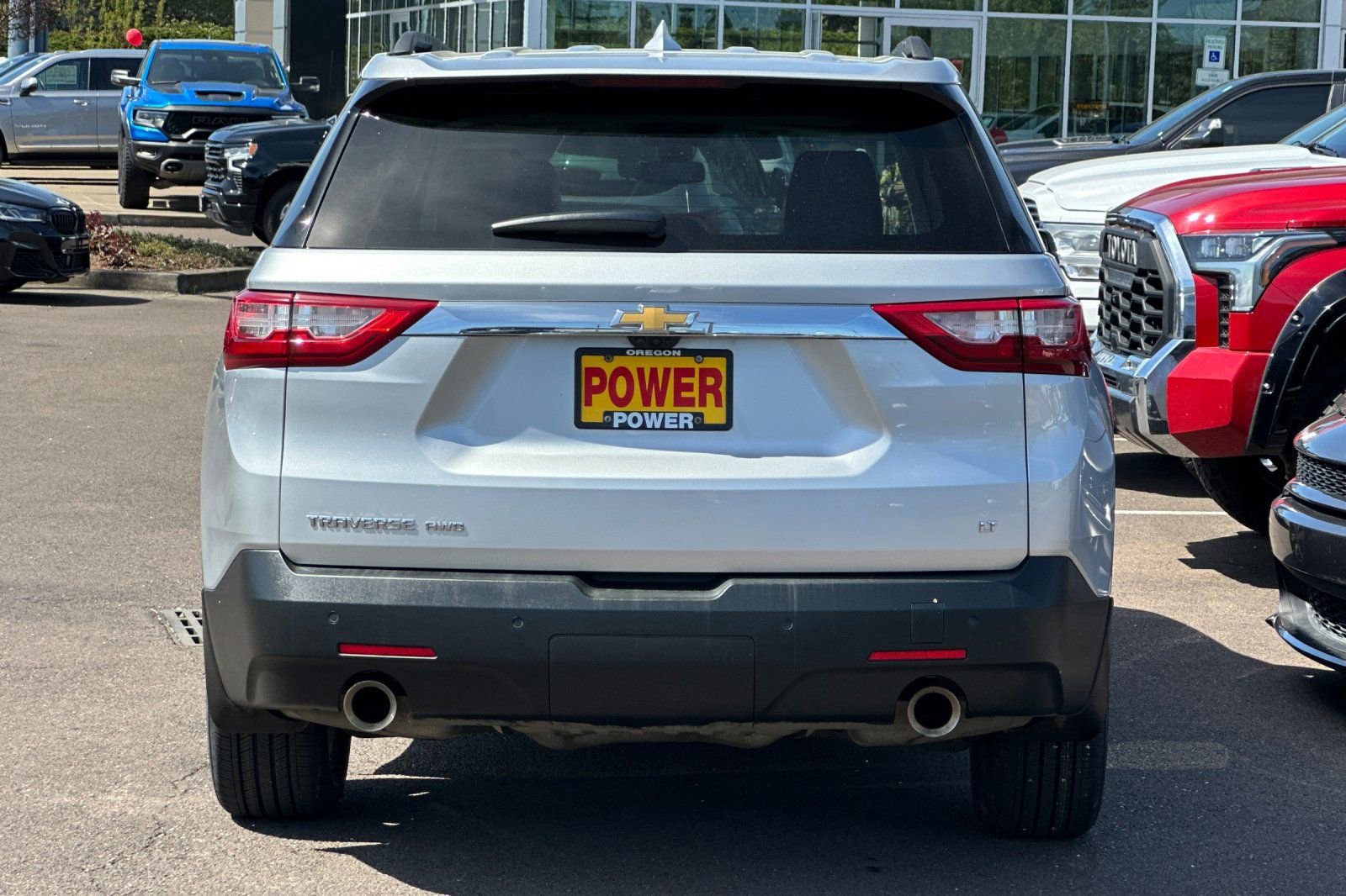 Used 2021 Chevrolet Traverse LT w/ LT Premium Package image 5