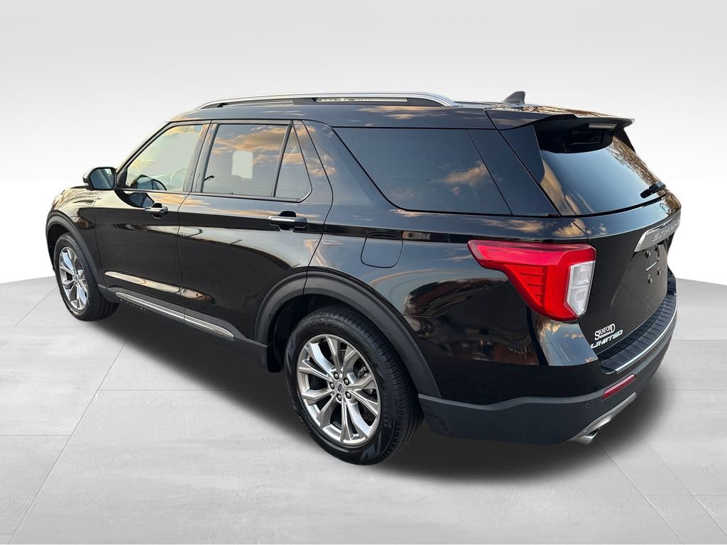 Used 2023 Ford Explorer Limited w/ Equipment Group 301A image 4
