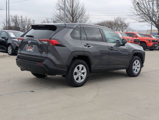 Used 2025 Toyota RAV4 LE image 6