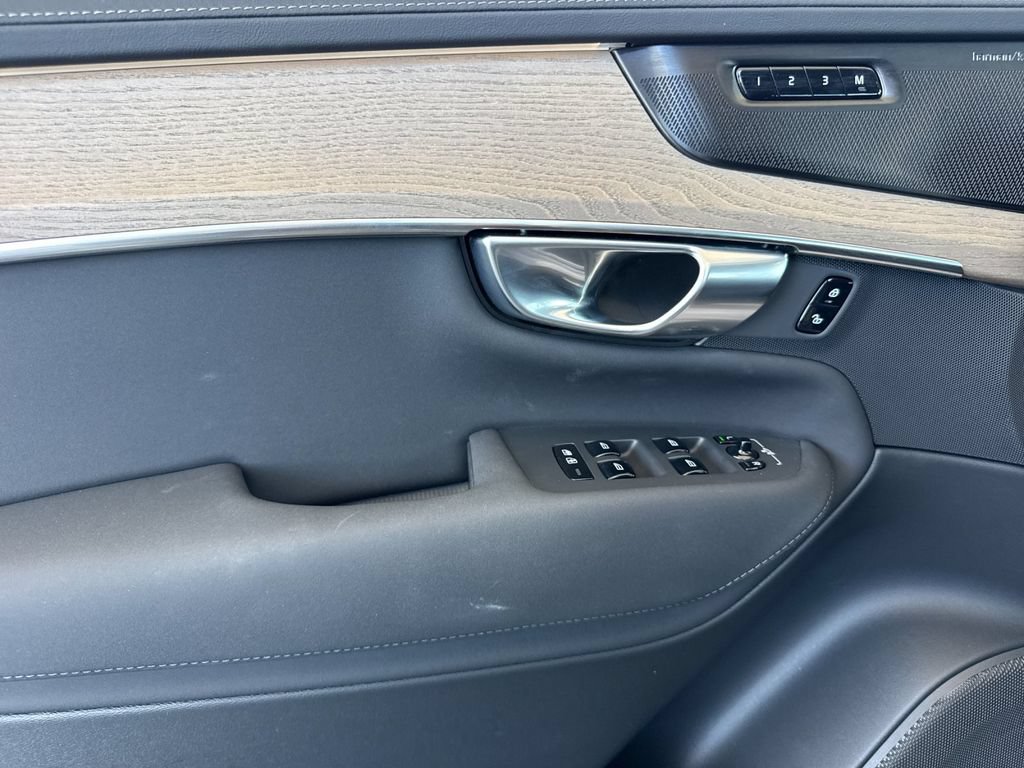 New 2026 Volvo XC90 B6 Plus AWD/4WD image 10