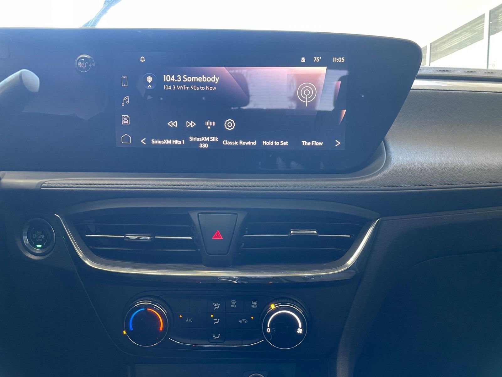 Used 2025 Buick Encore GX Preferred image 17