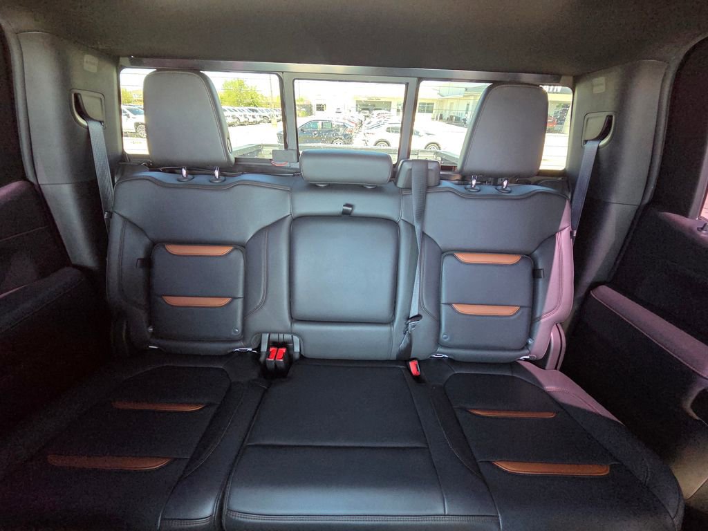 Used 2020 GMC Sierra 1500 AT4 w/ AT4 Premium Package image 29