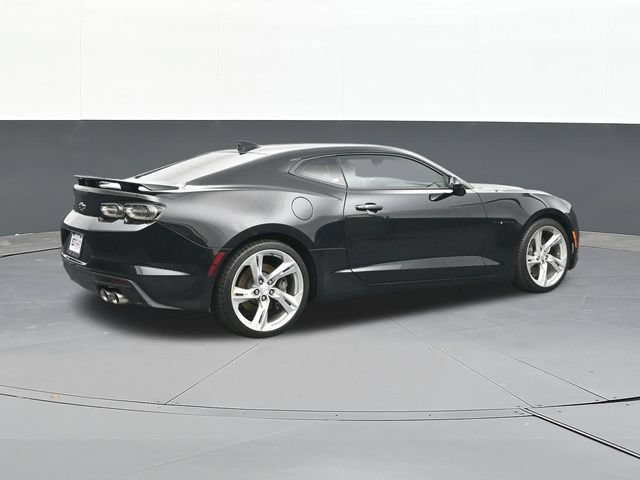 Used 2019 Chevrolet Camaro SS RWD image 16