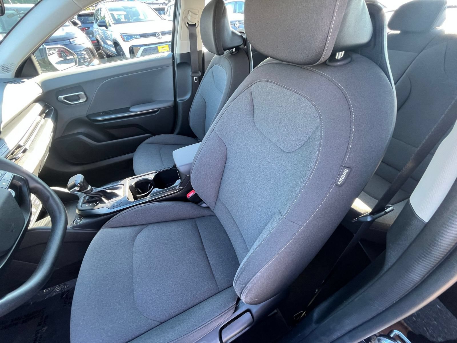 Used 2025 Kia K4 FWD image 36