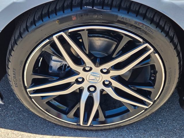 Certified 2022 Honda Accord Touring image 12