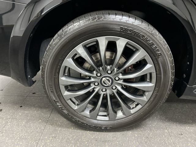 Used 2020 Nissan Armada Platinum w/ Platinum Reserve Package AWD/4WD image 34