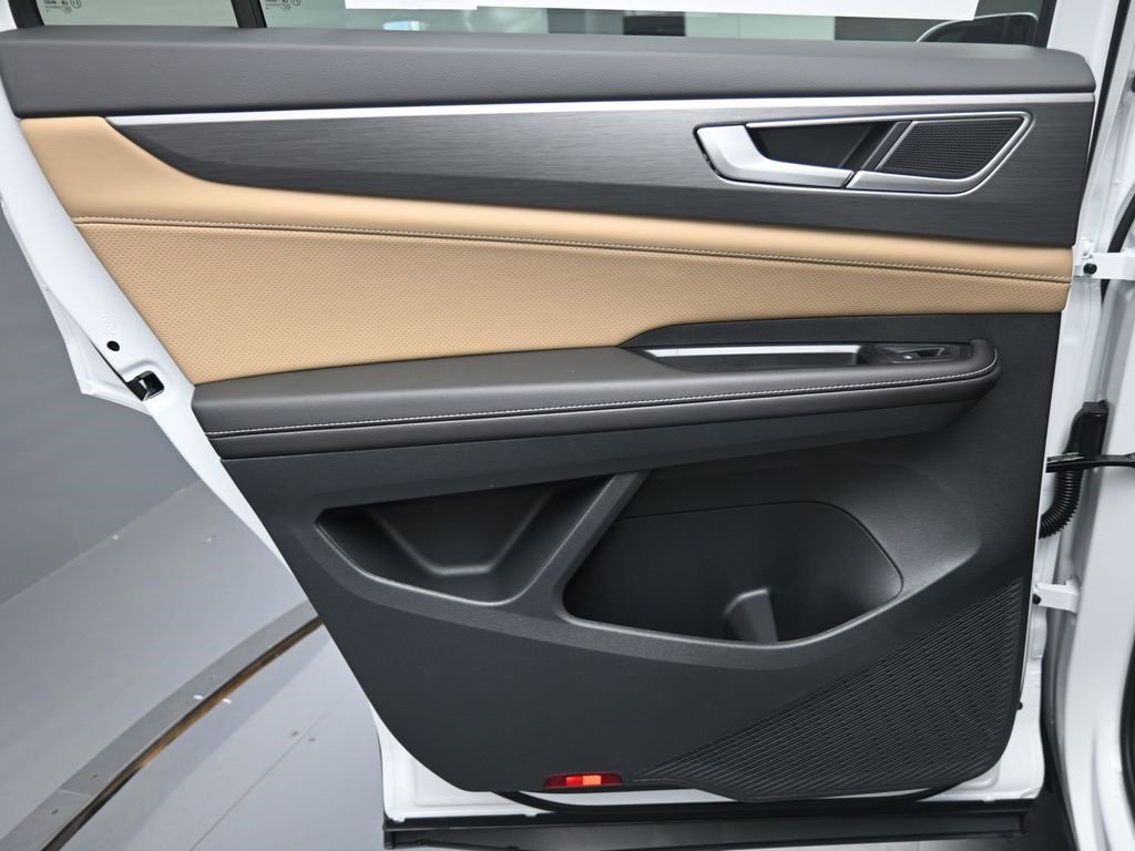 New 2026 Volkswagen Atlas Cross Sport SE image 24