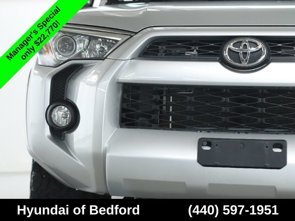 Used 2016 Toyota 4Runner SR5 AWD/4WD image 6