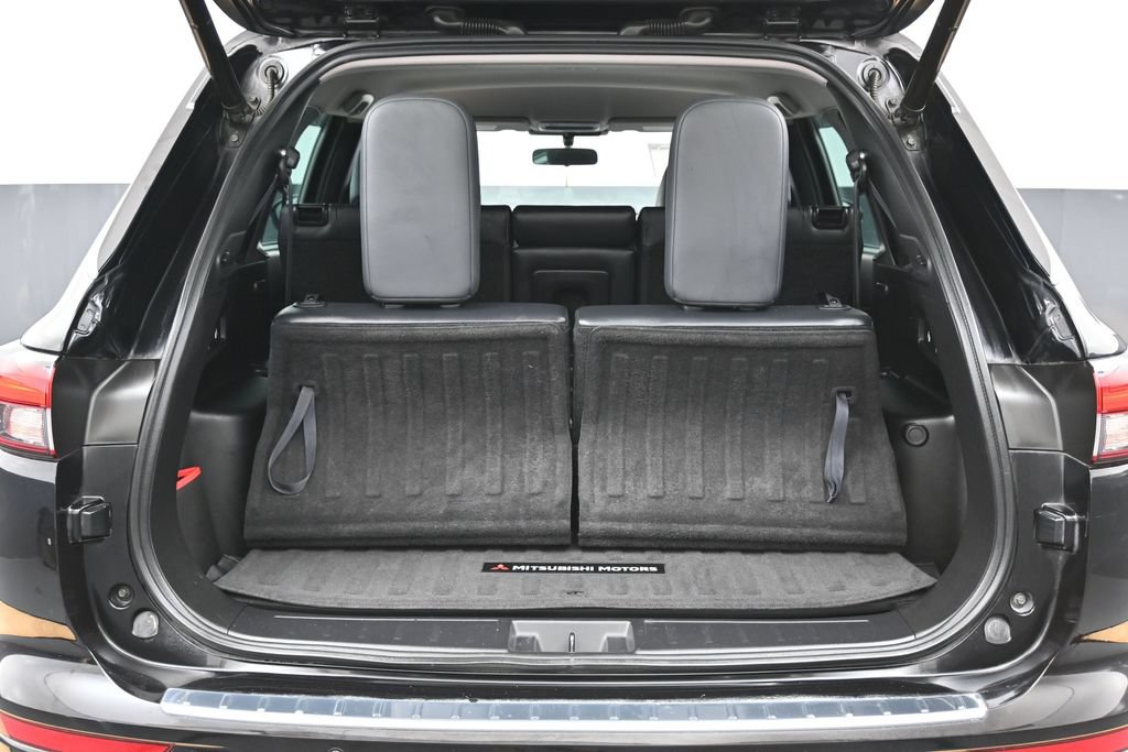Used 2022 Mitsubishi Outlander SE FWD image 15