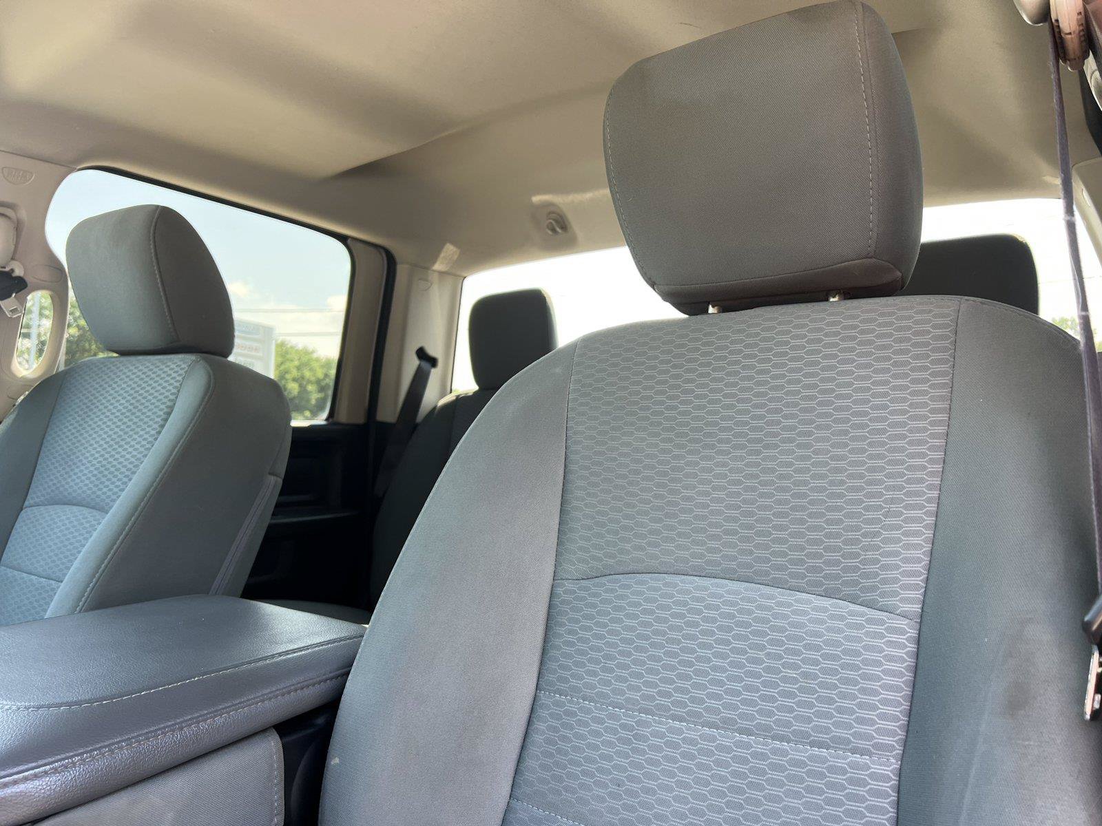 Used 2016 RAM 2500 Tradesman w/ Chrome Appearance Group AWD/4WD image 13