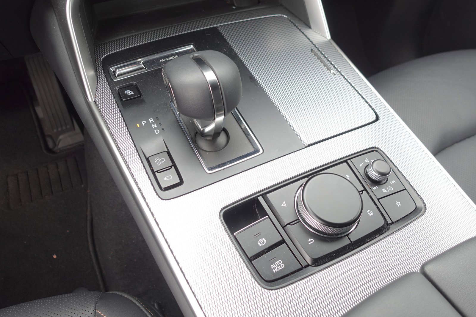 Certified 2024 MAZDA CX-90 Plug-In Hybrid w/ Premium Plus image 19