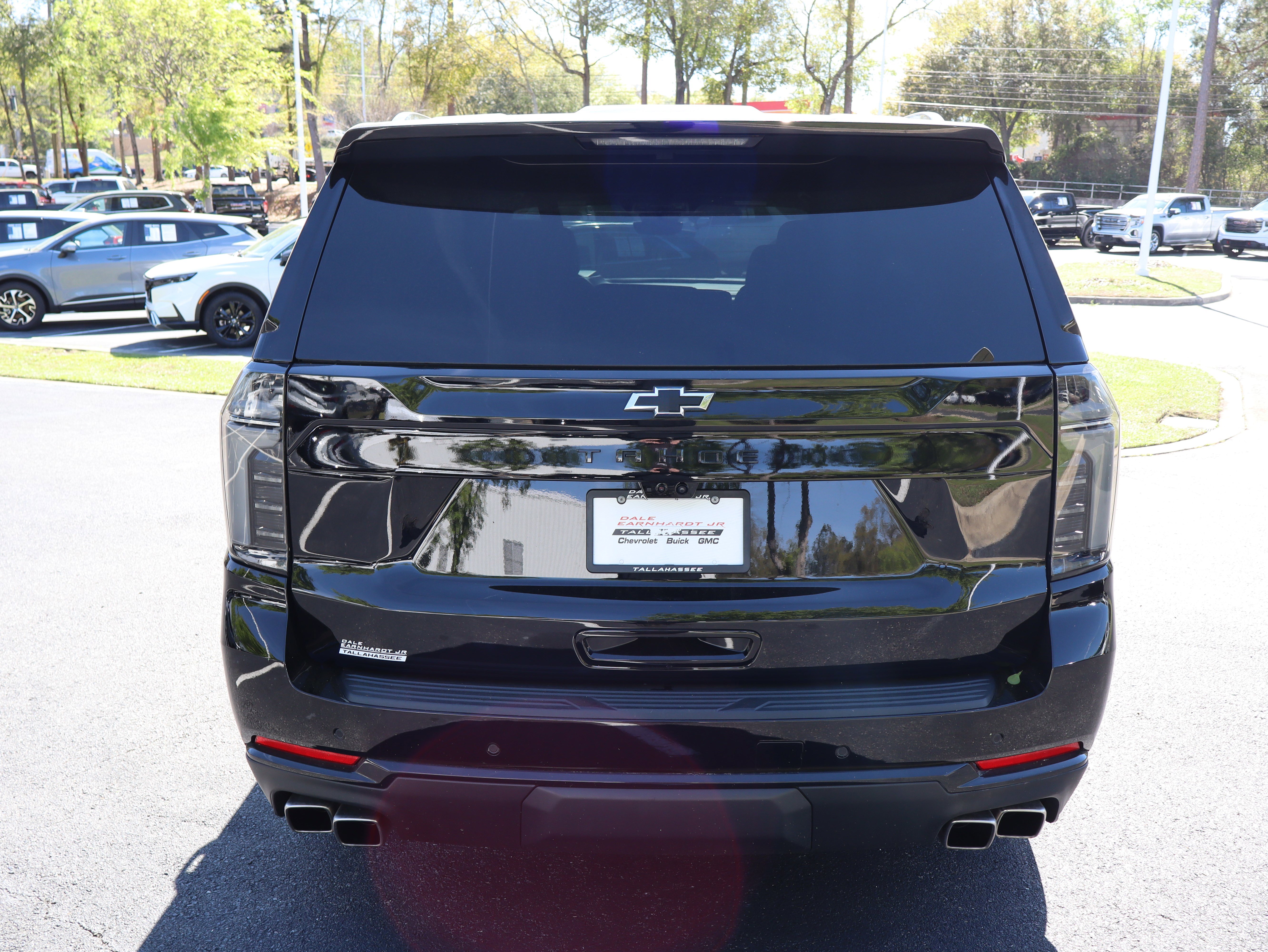 Used 2025 Chevrolet Tahoe High Country AWD/4WD image 8