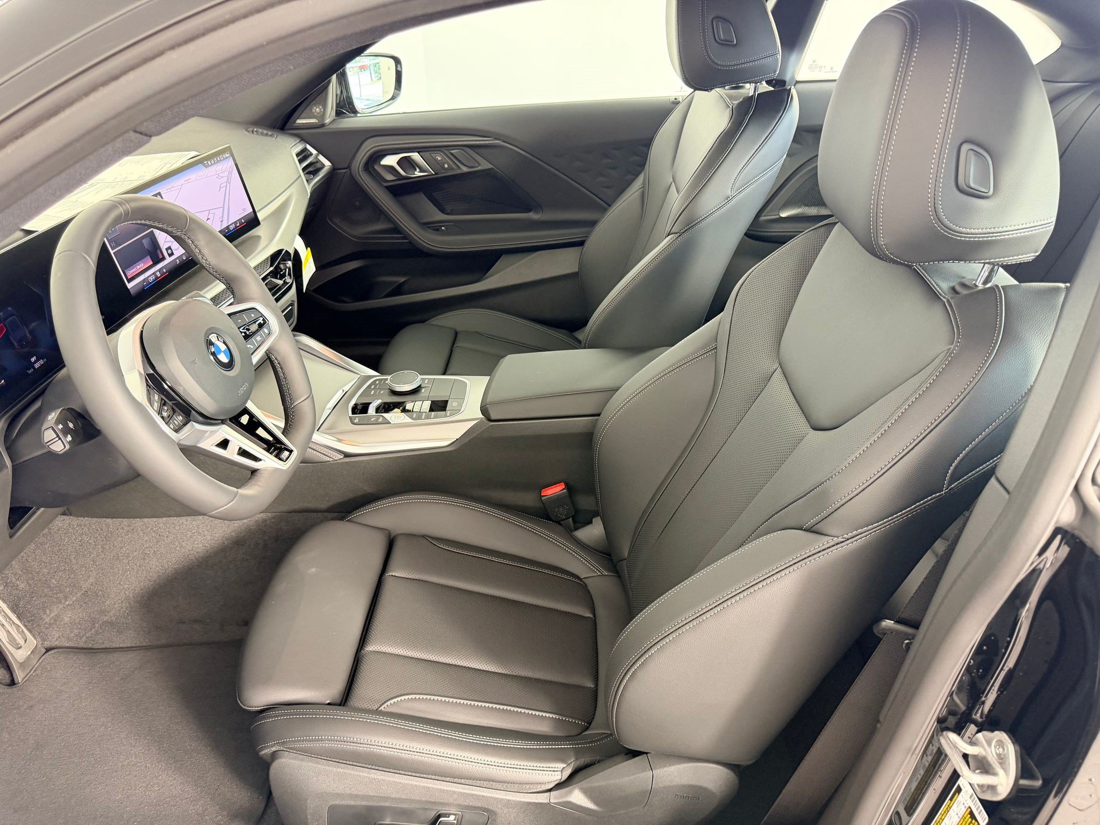 Used 2026 BMW 230i Coupe w/ Premium Package RWD image 5