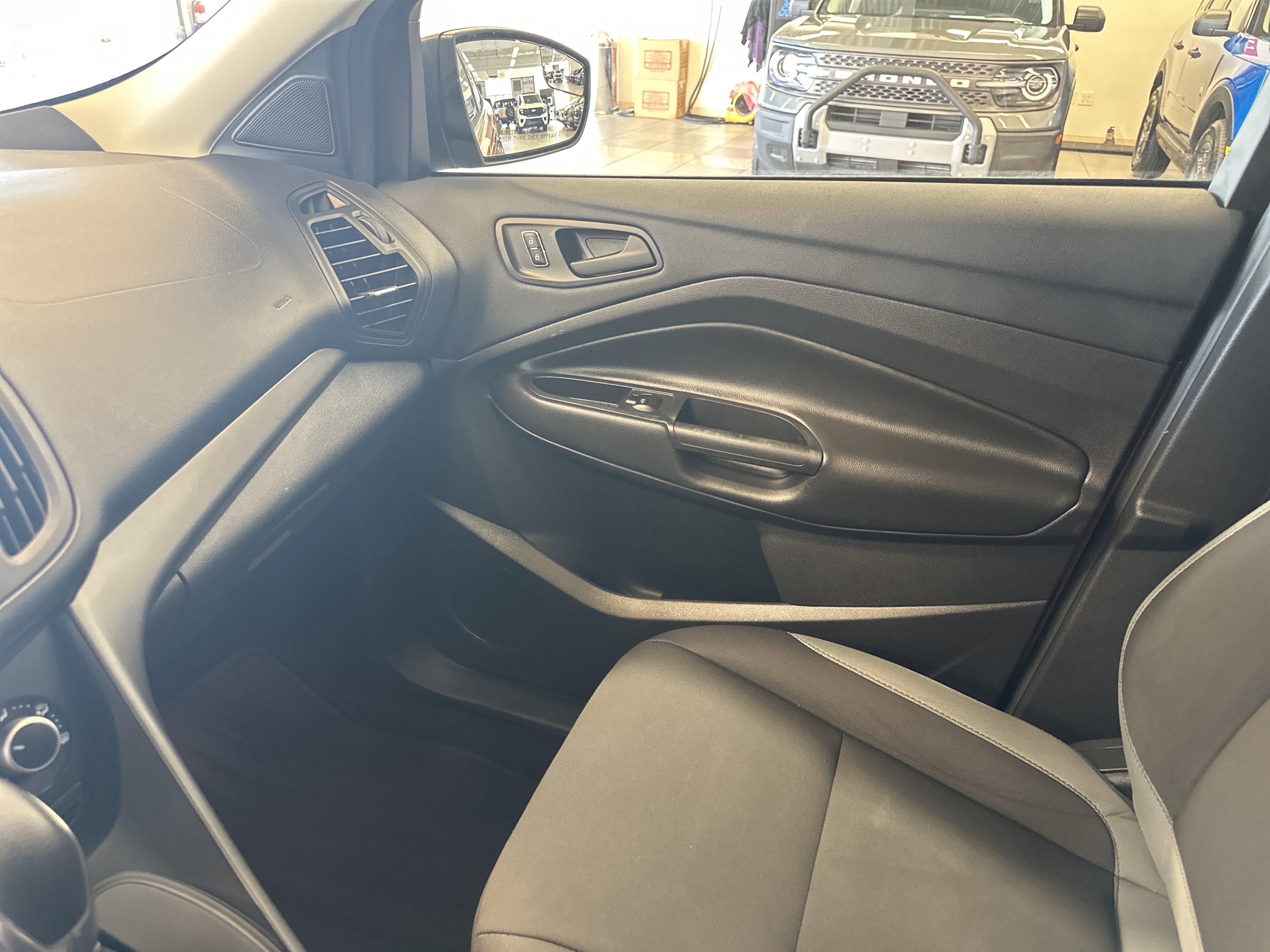 Used 2016 Ford Escape S image 22