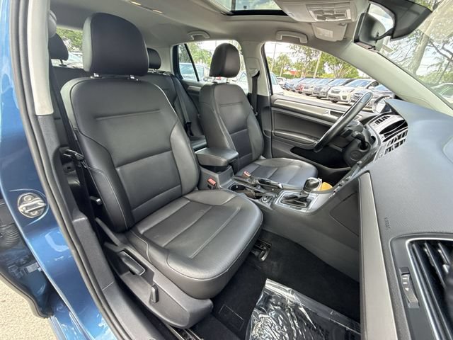 Used 2017 Volkswagen Golf Wolfsburg Edition FWD image 26