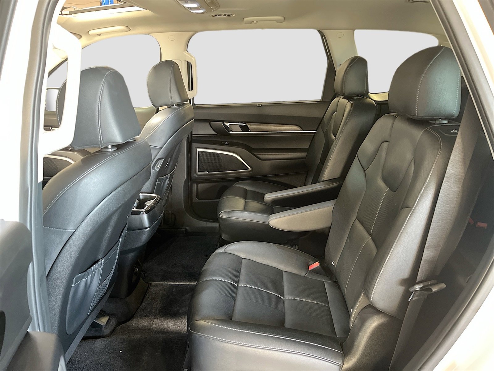 Used 2022 Kia Telluride EX w/ EX Premium Package image 26