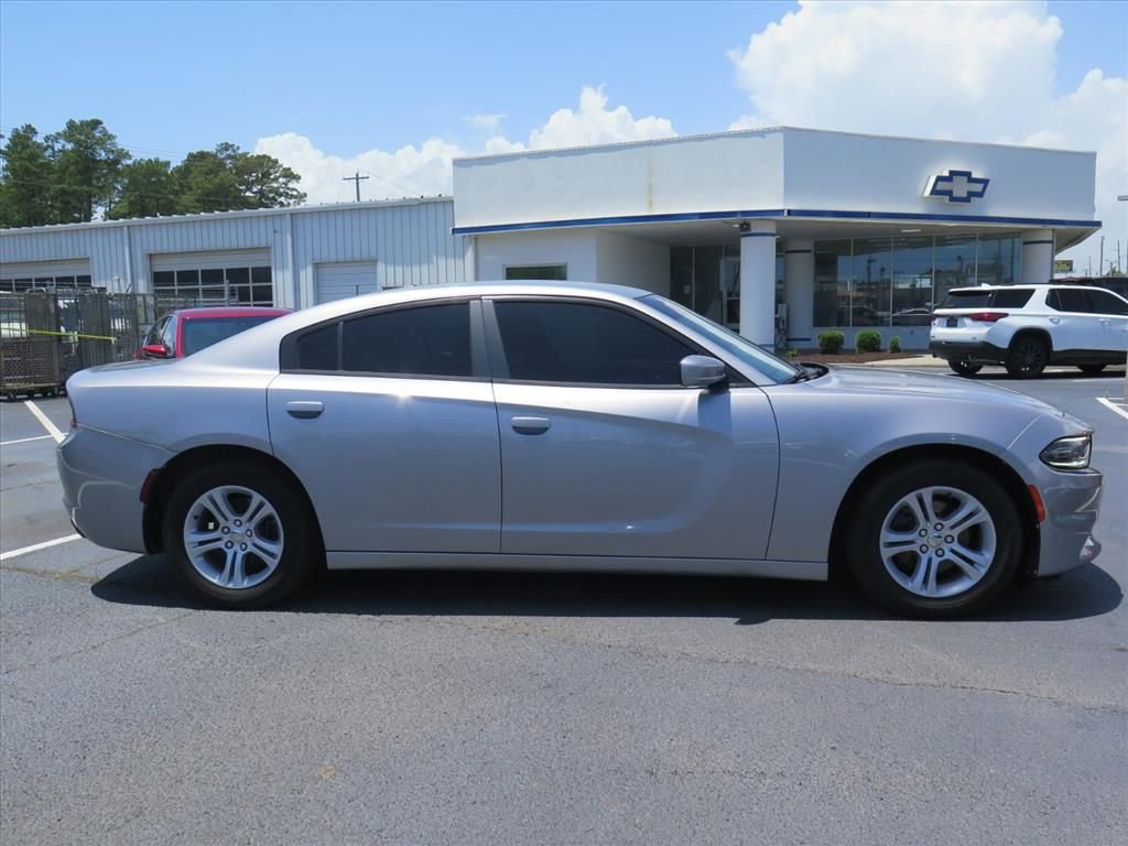 Used 2016 Dodge Charger SE w/ Popular Equipment Group RWD image 2