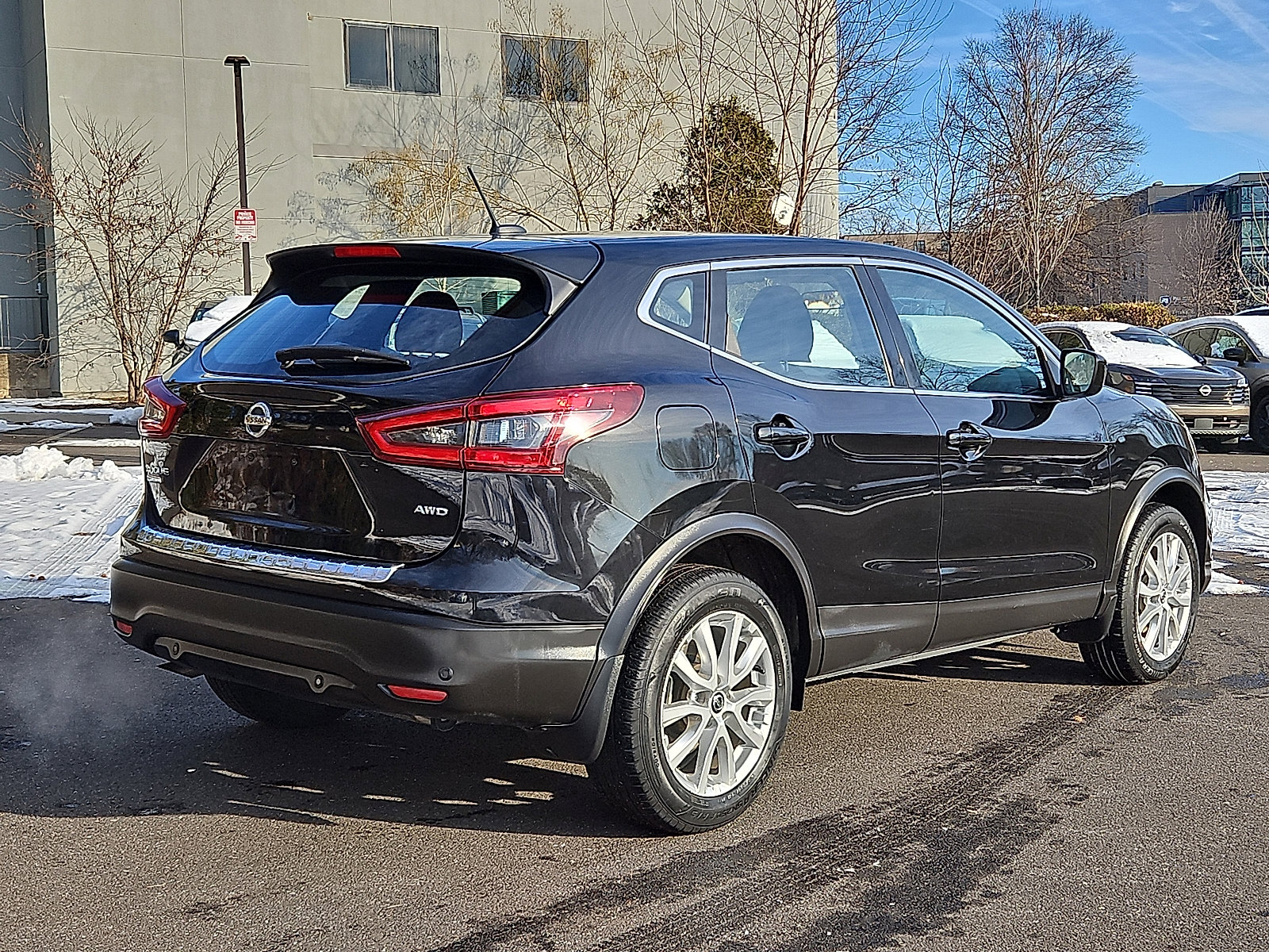 Certified 2022 Nissan Rogue Sport S image 6
