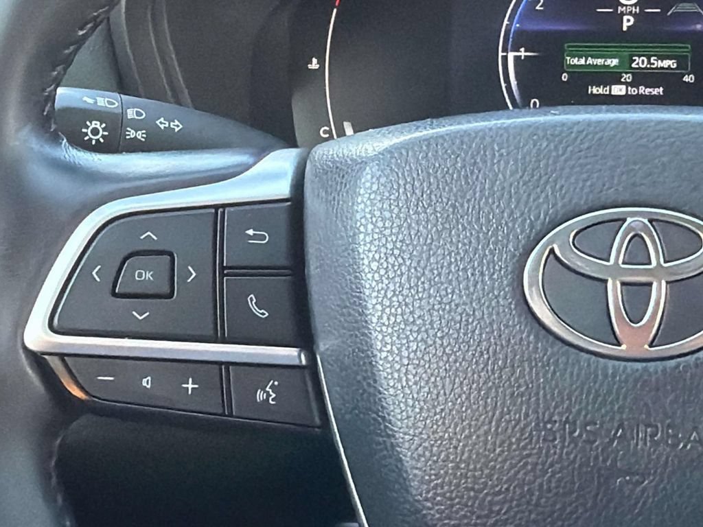 Certified 2024 Toyota Grand Highlander FWD image 10