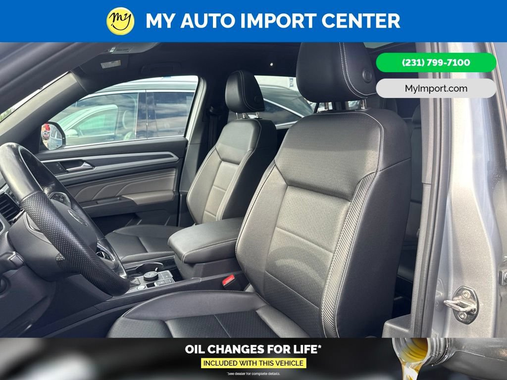 Used 2023 Volkswagen Atlas Cross Sport SEL R-Line AWD/4WD image 12