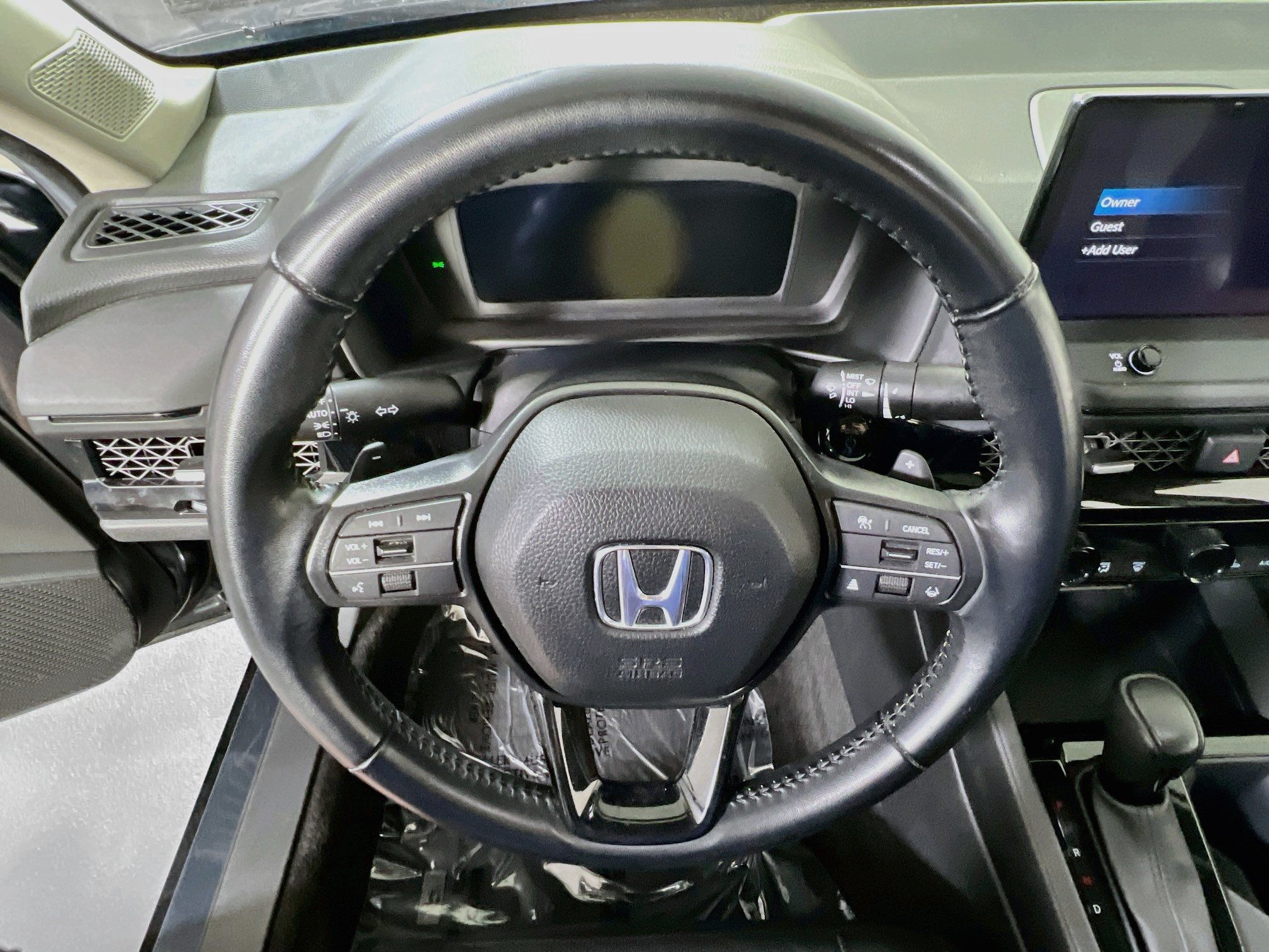 Used 2024 Honda Accord EX-L image 11