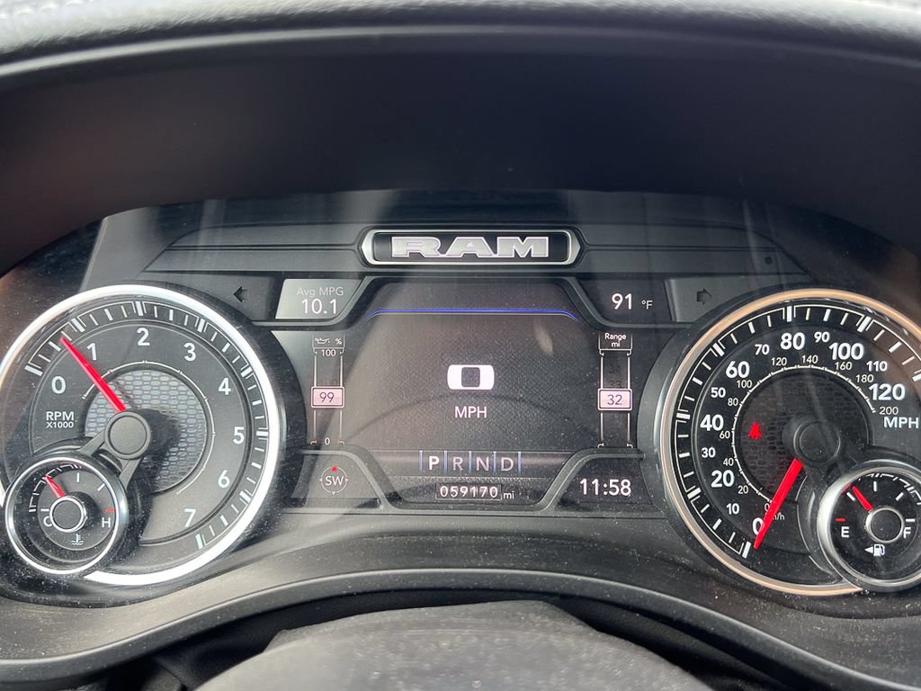 Used 2022 RAM 1500 Laramie AWD/4WD image 19