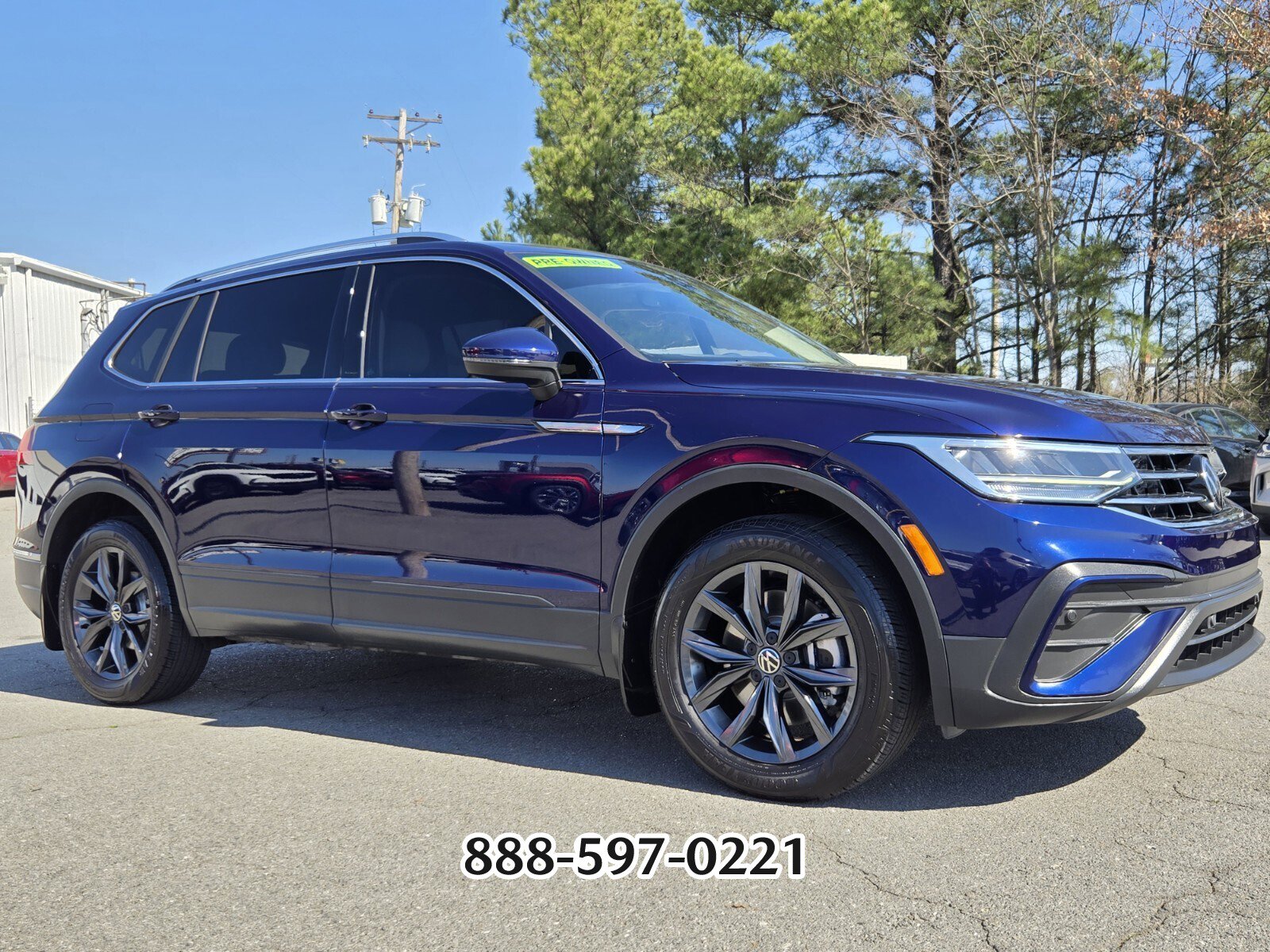 Used 2023 Volkswagen Tiguan SE image 7