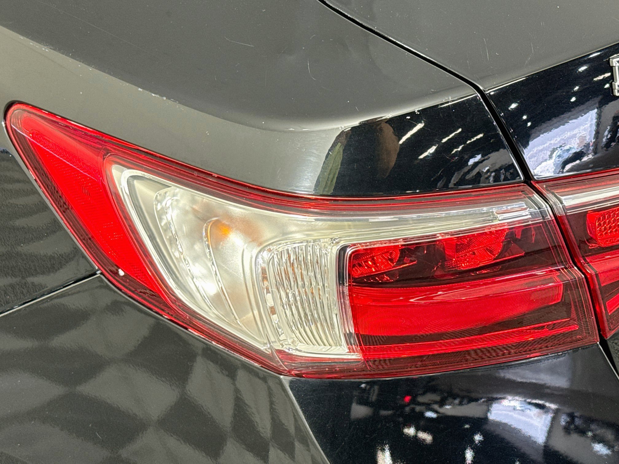 Used 2017 Acura ILX FWD image 34
