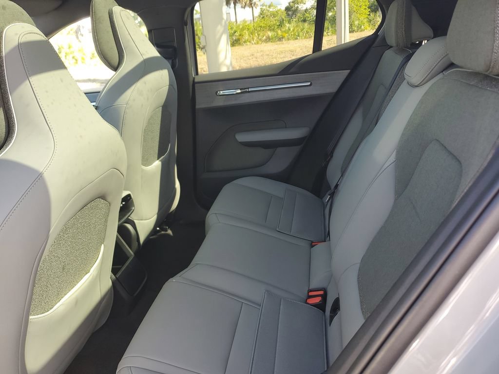 New 2026 Volvo EX30 Cross Country Ultra w/ Protection Package Premier AWD/4WD image 5