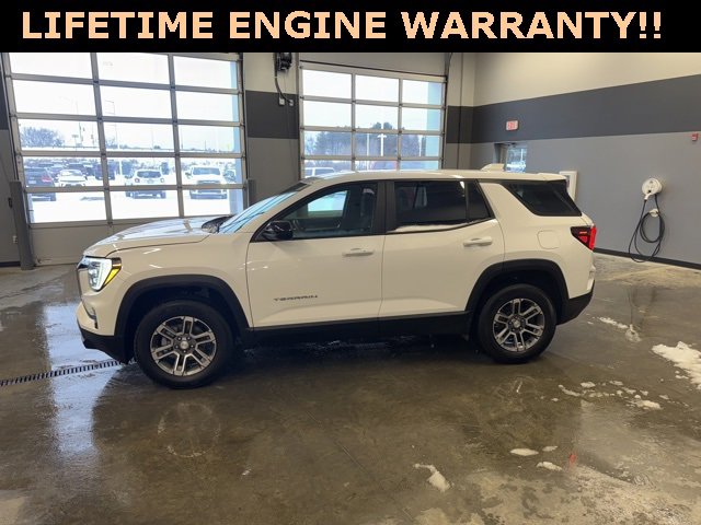 Used 2025 GMC Terrain Elevation image 5