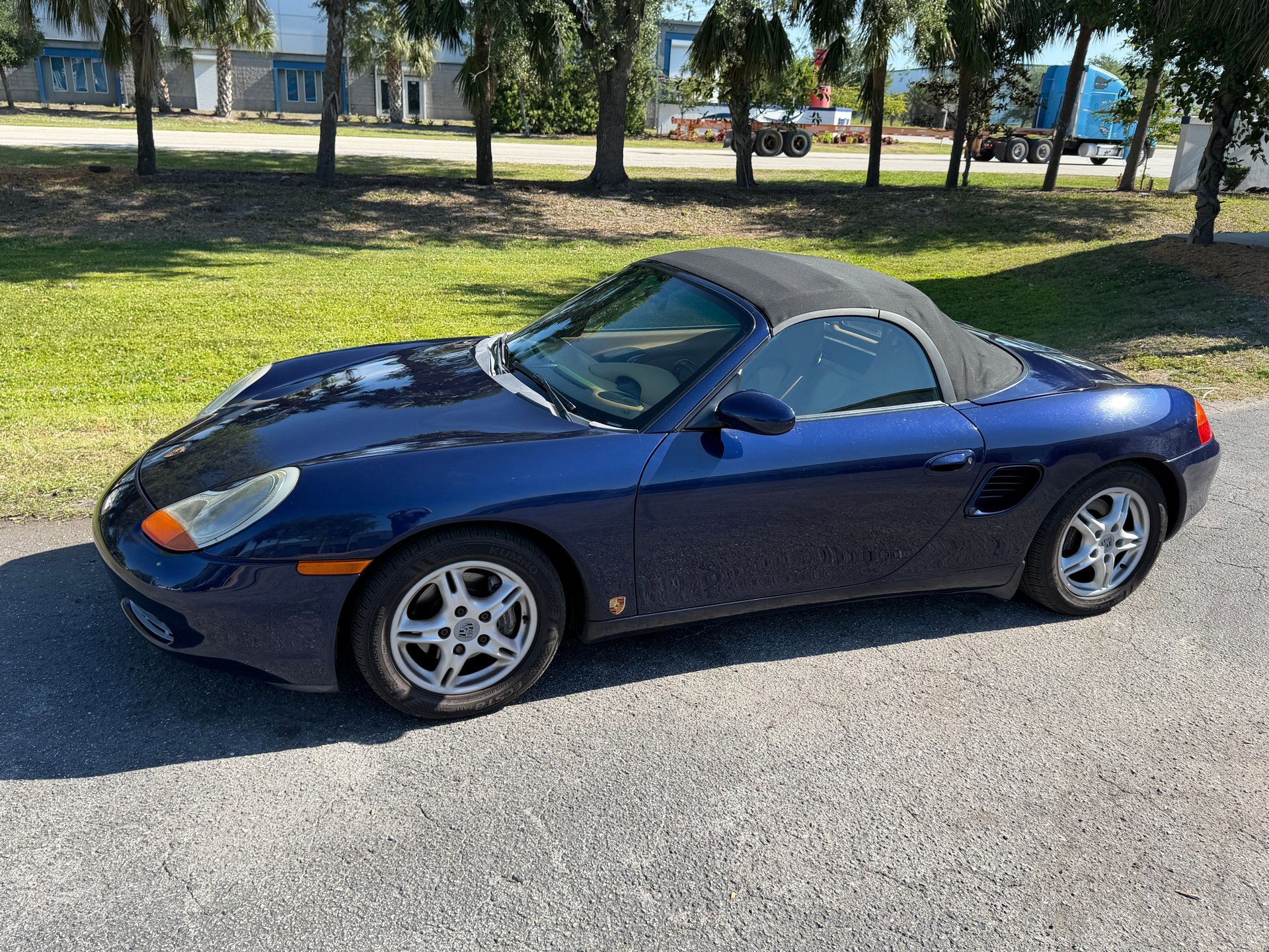 Used 2002 Porsche Boxster RWD image 9