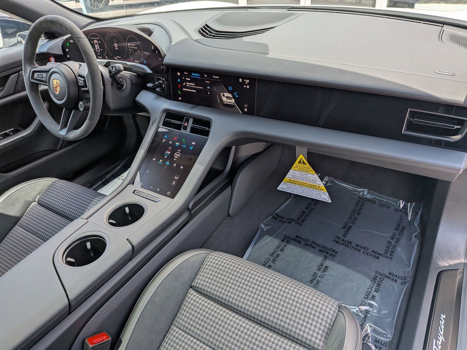 New 2026 Porsche Taycan RWD image 27