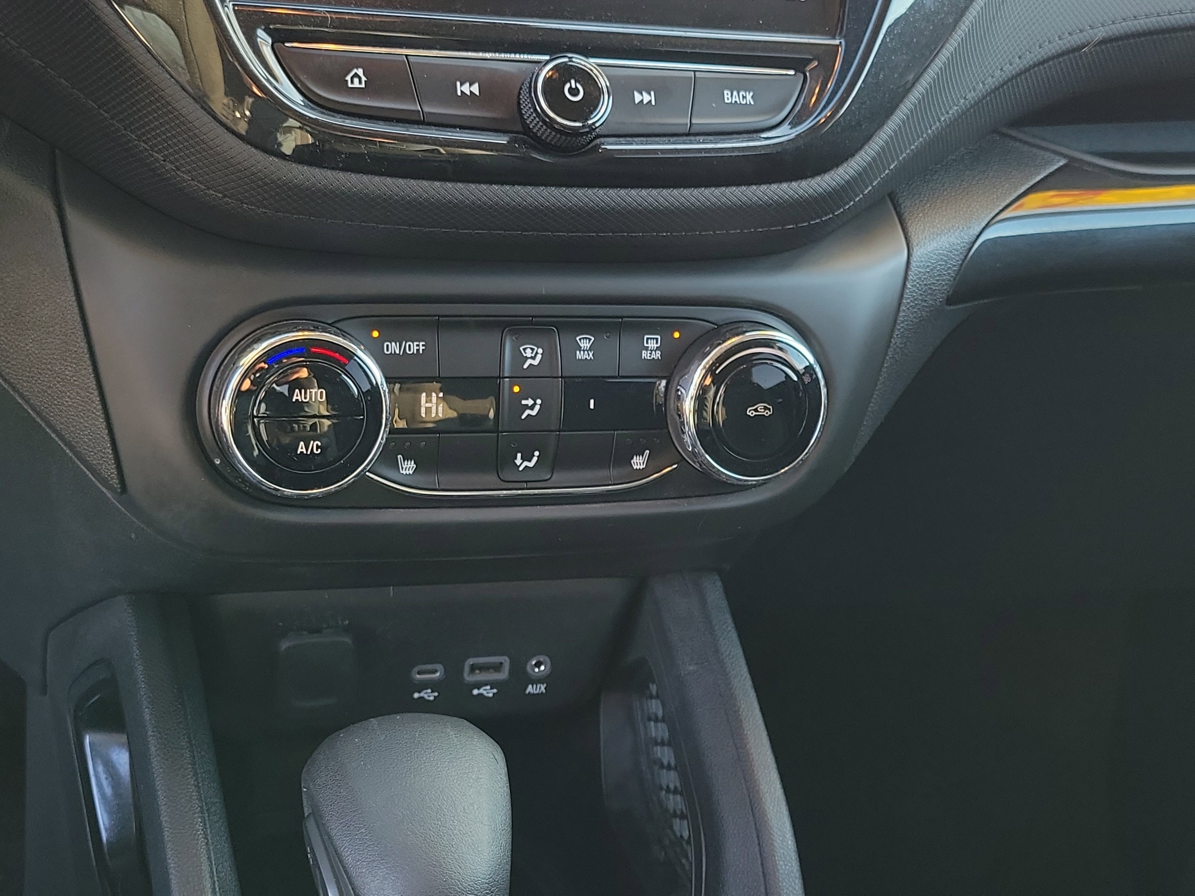 Used 2021 Chevrolet TrailBlazer LT w/ Convenience Package image 27