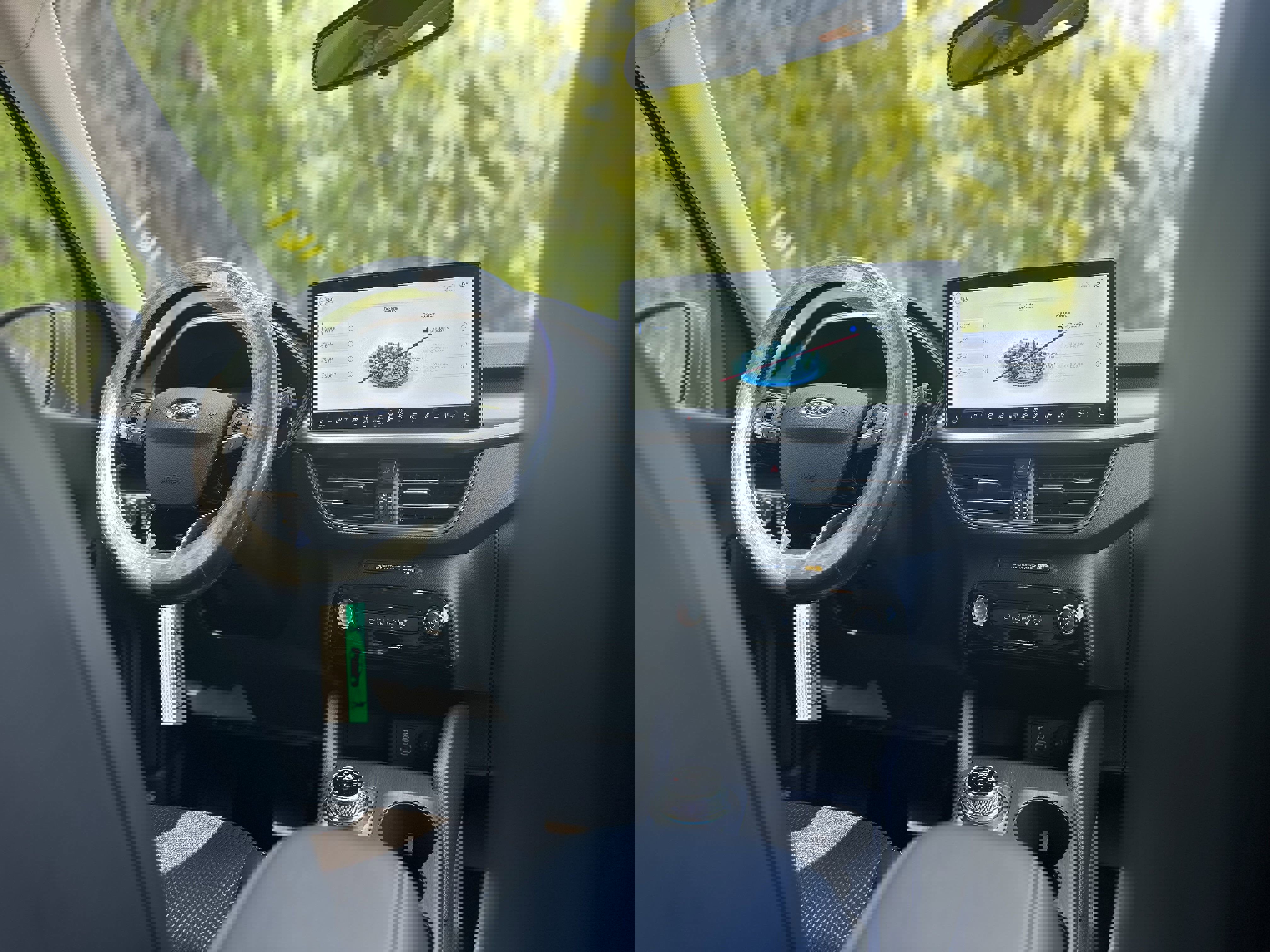 New 2025 Ford Escape SE image 2