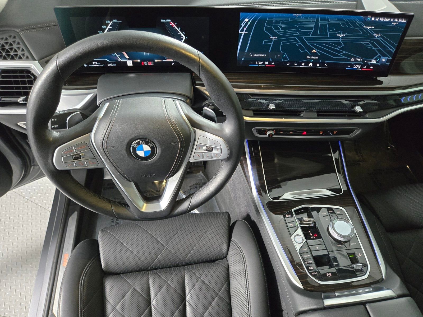 Used 2024 BMW X7 xDrive40i w/ Parking Assistance Package image 13