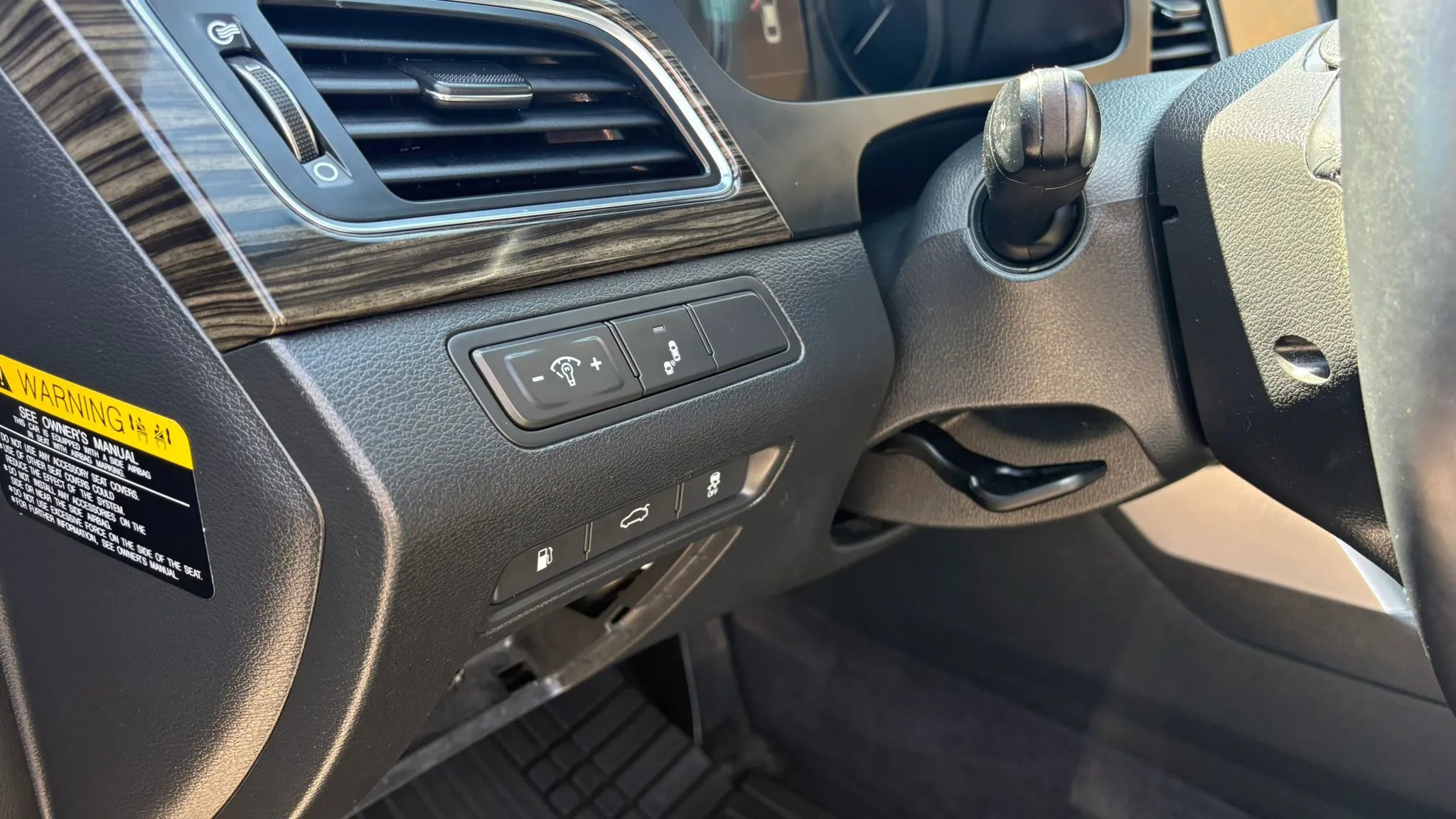 Used 2016 Hyundai Sonata Limited w/ Option Group 04 image 16