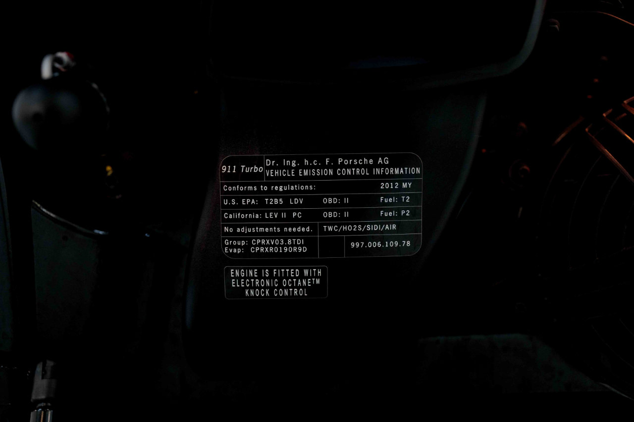 Used 2012 Porsche 911 Turbo image 78