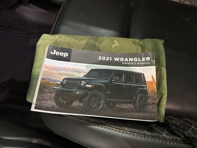 Used 2021 Jeep Wrangler Unlimited Sahara AWD/4WD image 35