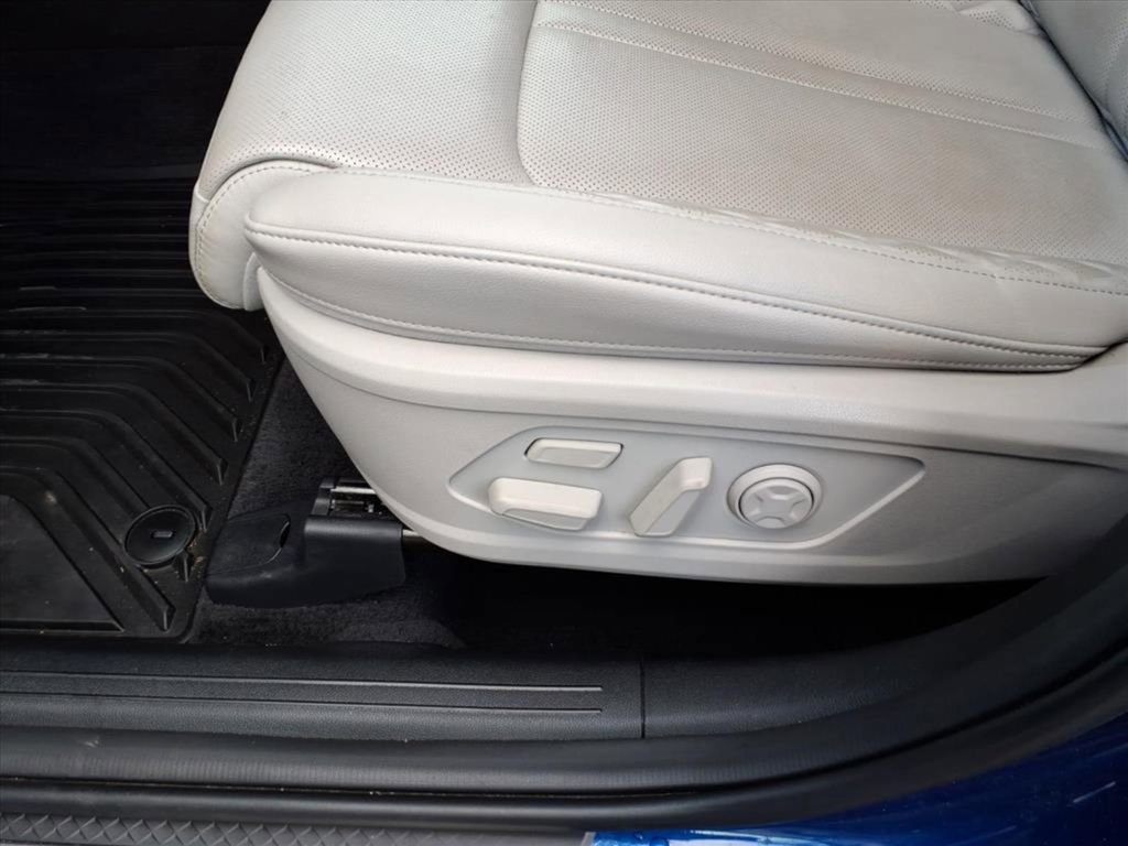 Used 2023 Kia Sorento SX image 10